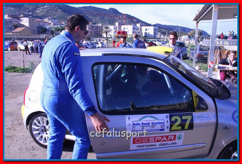 121111 rally 224_tn.jpg